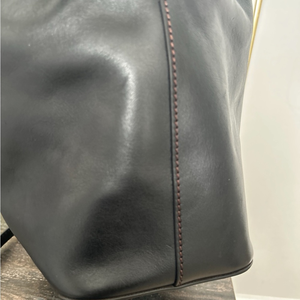 Dooney & Bourke Black Florentine Barlow - Picture 3 of 6